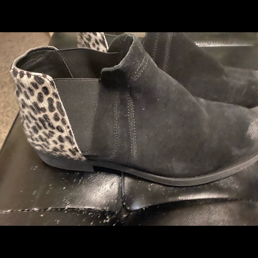 Clark’s Suede Dalmatian Print Booties - image 2
